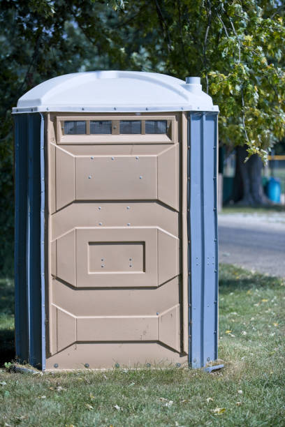Best Best portable toilet rental  in Farmers Loop, AK
